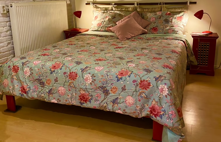 images/08_bed.jpeg